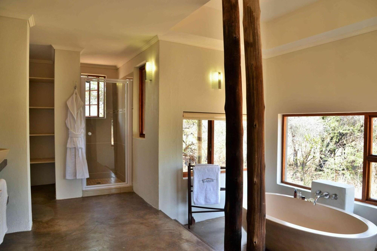 Bathroom 5, Safari Plains- Mabula, Waterberg
