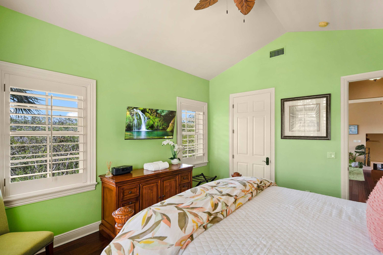 Room 2, Sparkling Pool Balcony Sunsets Pool Table Dock, Saint Johns