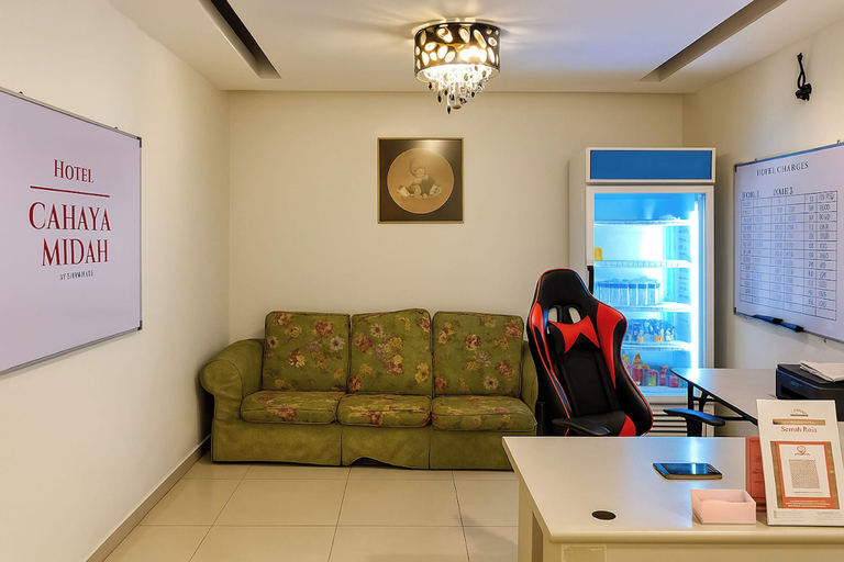 Others 3, Cahaya Midah (Bilikxpert), Kuala Lumpur