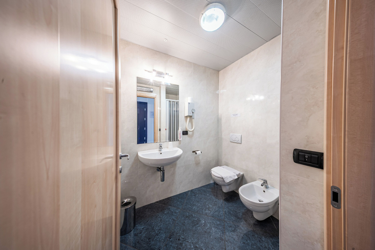 Bathroom, Blu Residence, Lecce