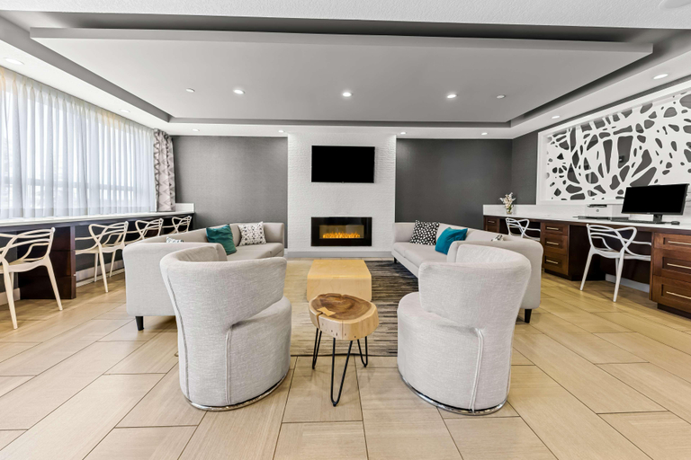 Public Area 2, Best Western Plus Airdrie Gateway, Division No. 6