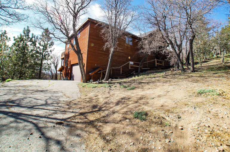 Exterior & Views, Luxury View Lodge, San Bernardino