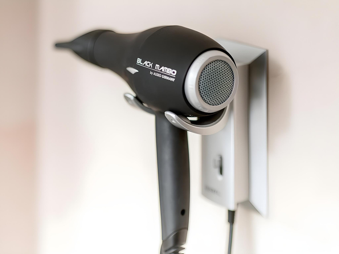 Amenities 25
