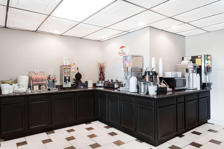 Public Area 2, Super 8 by Wyndham Monteagle TN, Grundy