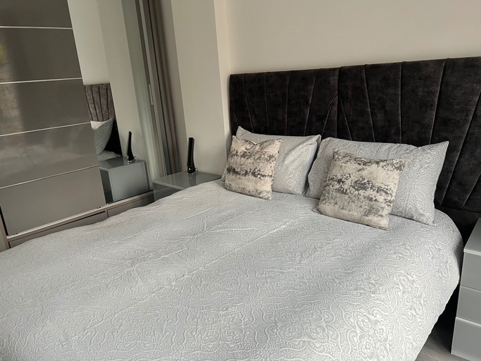 Room 3, Private 2 bedroom Apartment -Edinburgh - Sleeps 4, Edinburgh