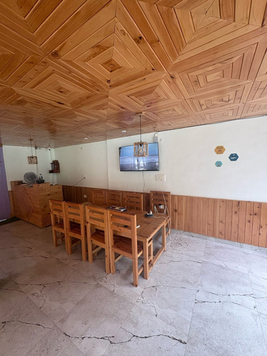 Others 5, The Pahadi Soul Stay and Café, Kullu