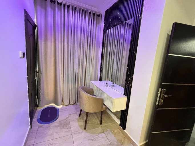 Others 5, Lux Apartment, Eti-Osa
