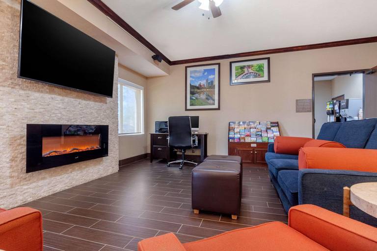 Public Area 2, Comfort Suites Council Bluffs Area, Pottawattamie