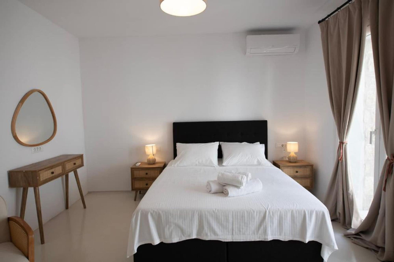Room 2, Adyton Luxury Suite Mykonos Exclusive Pool Oasis, South Aegean