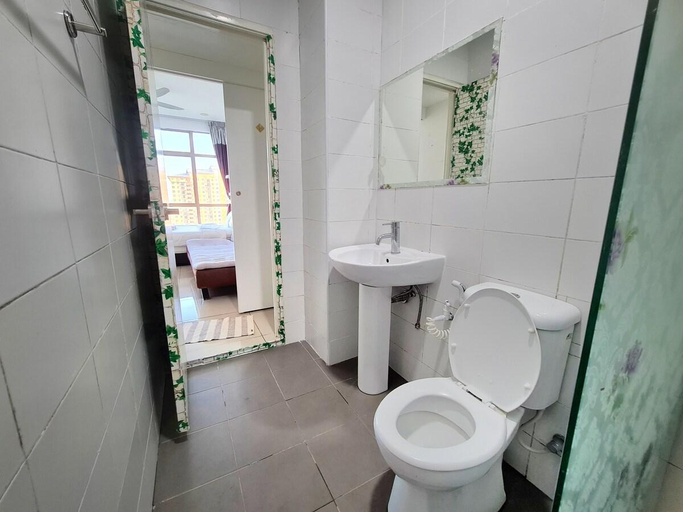 Bathroom, Palazio 3 bedroom balcony lake view high floor, Johor Bahru