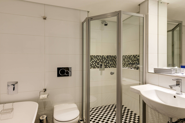 Bathroom 5, Protea Hotel Knysna Quays, Eden