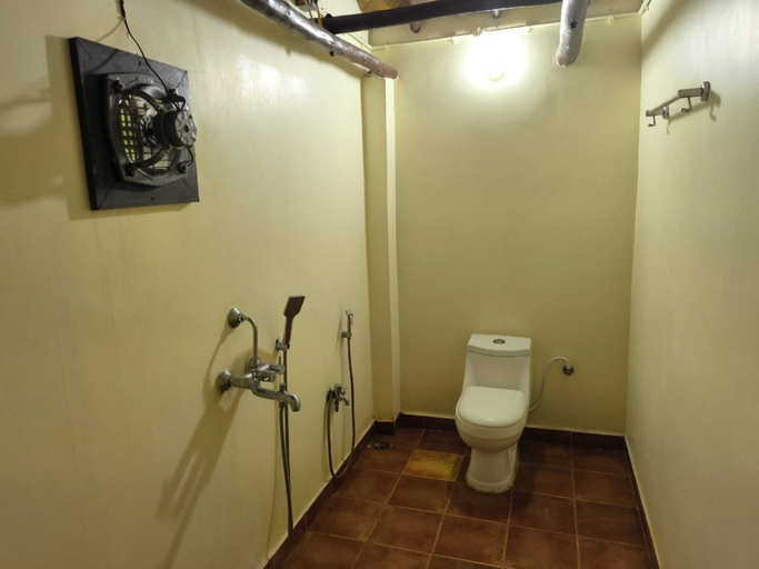 Bathroom 5, Gram Bangla Retreat, South 24 Parganas