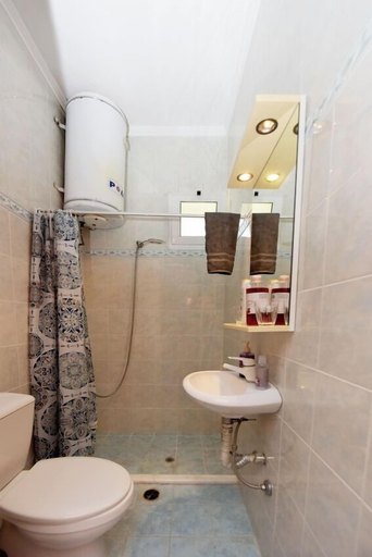 Bathroom 4, LiRi Family Paradise, South Aegean