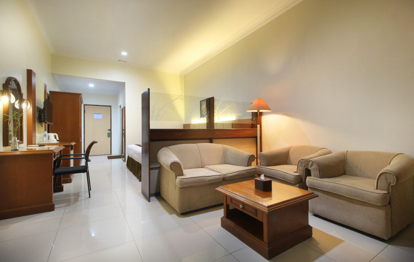 Others 2, Hotel Grand Trisula, Indramayu