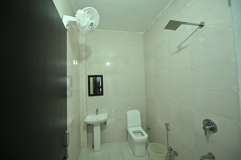 Bathroom 4, Hotel Kings Villa Jaisalmer, Jaisalmer