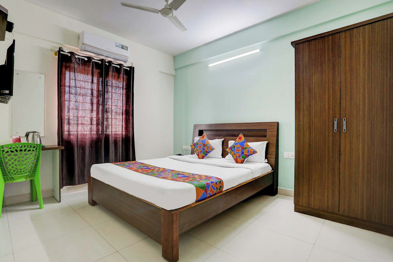 Bedroom 2, FabHotel Royal Suites - Yeshwanthpur, Bangalore