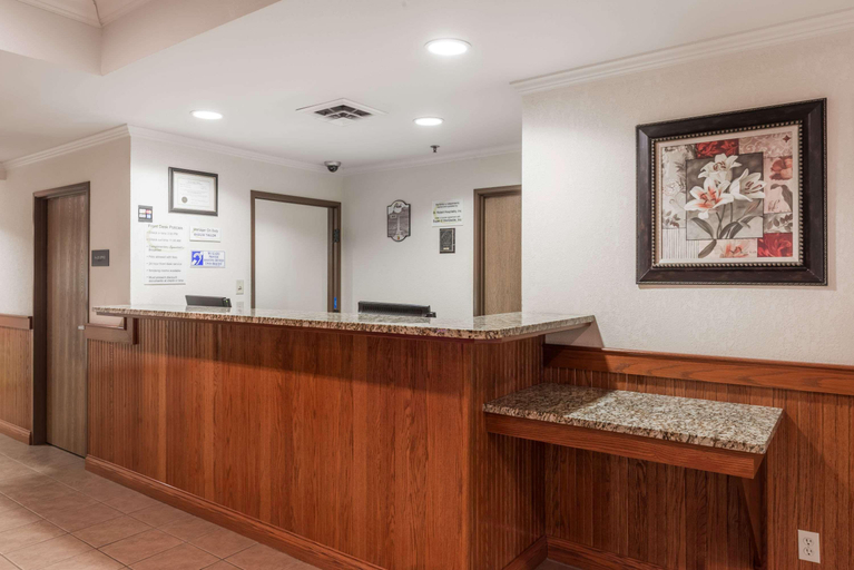 Public Area 2, Super 8 by Wyndham St Robert Ft Leonard Wood Area, Pulaski