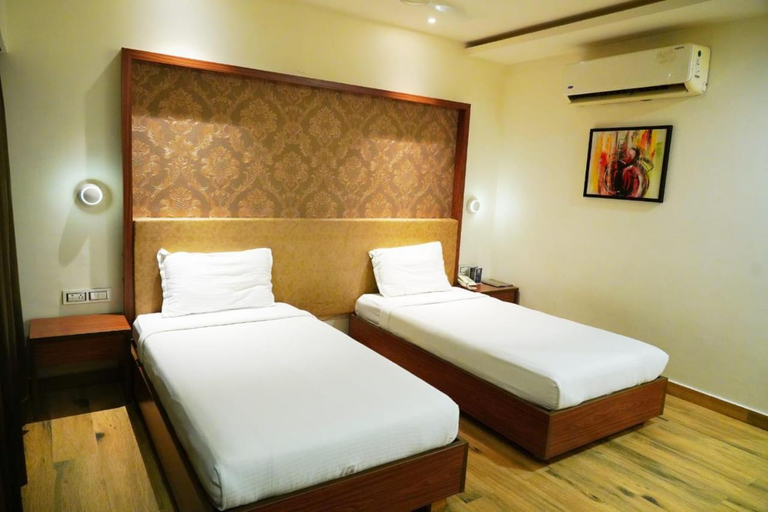 Bedroom 5, Hotel Shubham Palace, Ranga Reddy
