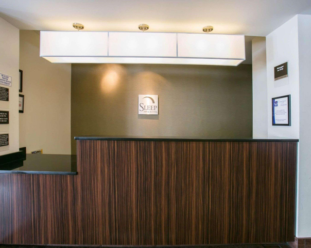 Public Area 2, Sleep Inn & Suites Austin Northeast, Travis