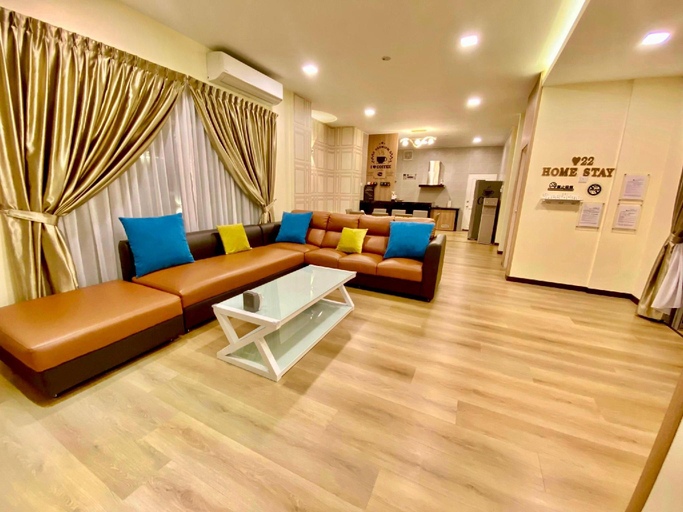 Others 4, Entire home hosted by Cat, Sandakan