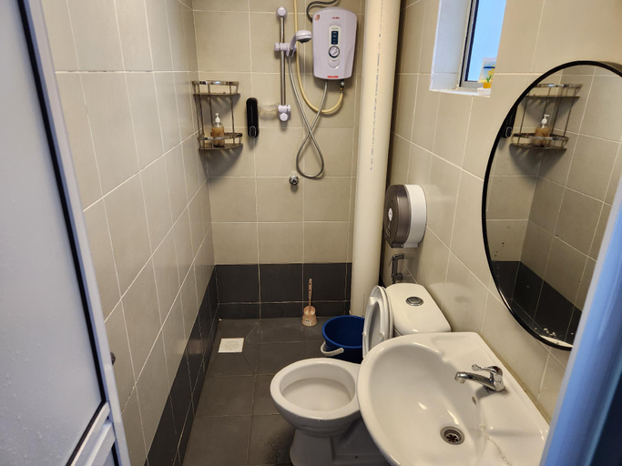 Bathroom 3, Camping Styles 2 Emerald Avenue (10Pax) 821(Wifi), Cameron Highlands