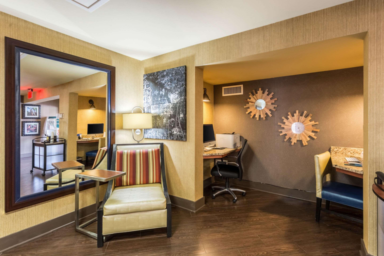 Public Area 3, Comfort Inn Tupelo, Lee