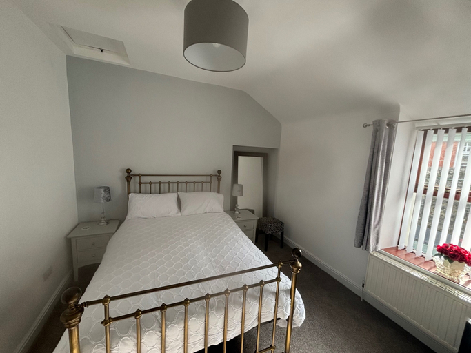 Room 4, Penmaenmawr Coastal Retreat, Conwy