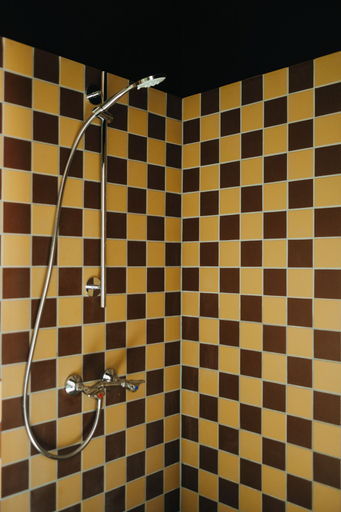 Bathroom 4, JAM Ghent, Oost-Vlaanderen