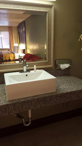 Bathroom 3, Super 8 by Wyndham Denver Central, Adams