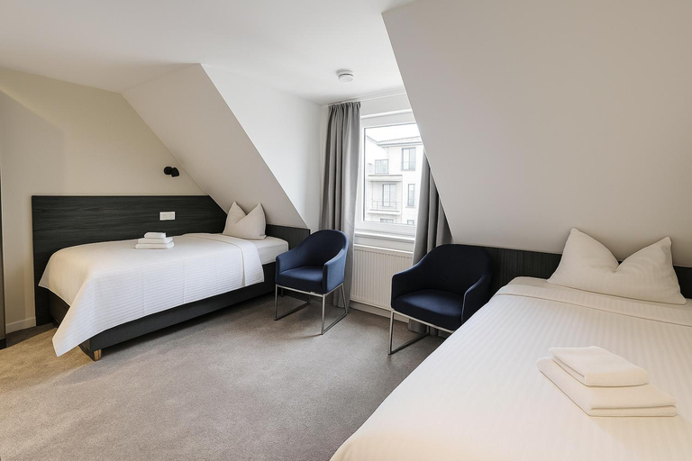 Bedroom 3, 3 Monkeys Hotel, Steinfurt