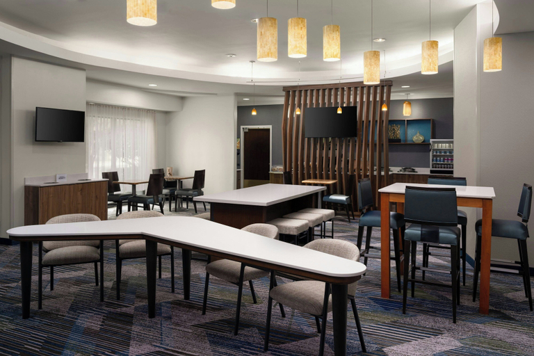 Food & Drinks 5, SpringHill Suites by Marriott Fort Myers Airport, Lee