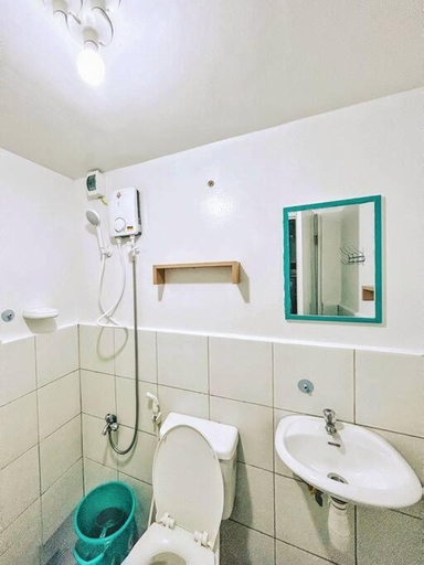 Bathroom 3, Coastal Chic Vibe Condo near PH Arena &SM Marilao, Bocaue