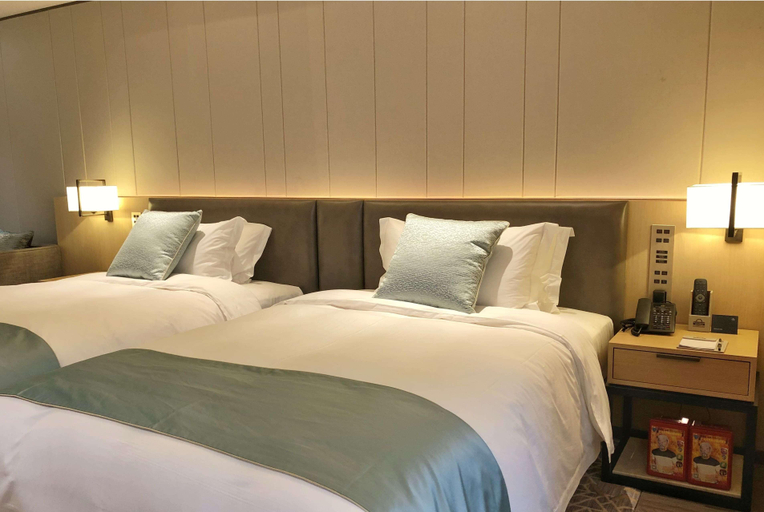 Bathroom, Days Hotel Suites By Wyndham Zixin Changsha, Changsha
