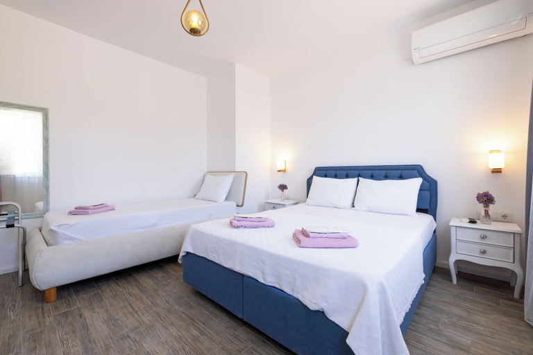 Bedroom 2, Elvin Bozcaada, Bozcaada