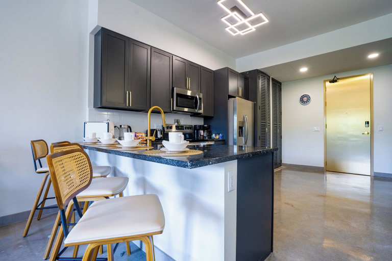 Others 3, Griffin Luxe by Prime, Broward