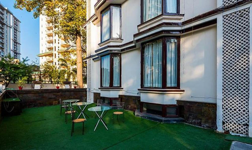 Exterior & Views, Fabhotel The Venessa, Gurgaon
