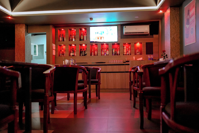 Food & Drinks 2, Queens Hotel, Kozhikode