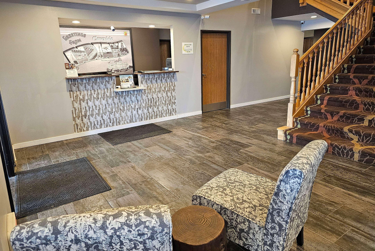 Public Area 2, Super 8 by Wyndham Cloverdale IN, Putnam