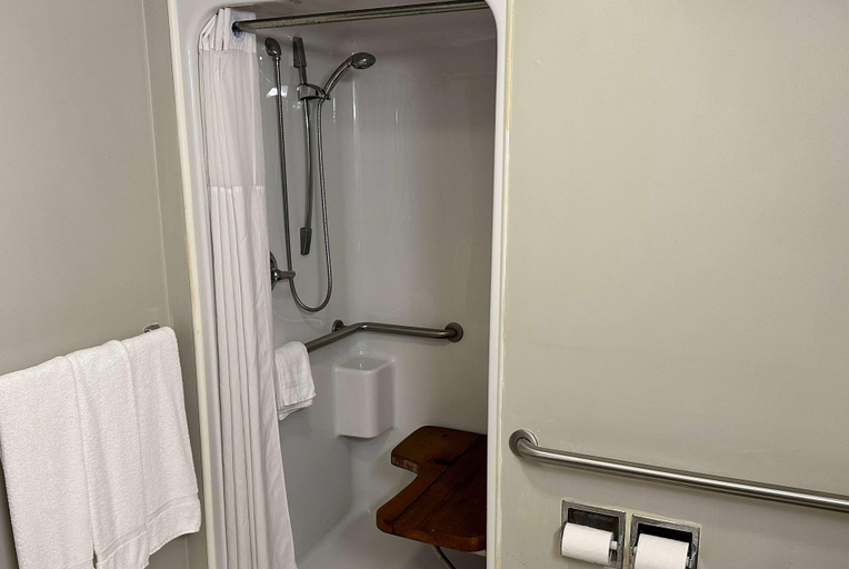 Bathroom 4, Days Inn By Wyndham St. Augustine West, Saint Johns