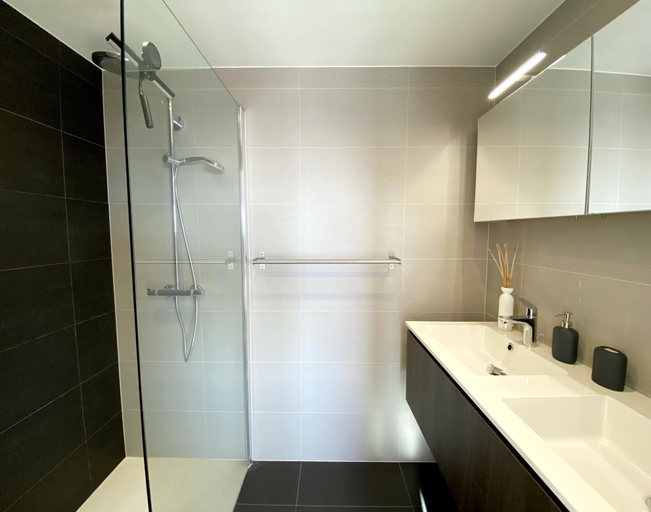 Bathroom 3, Apartment in Nieuwpoort by the Beach, West-Vlaanderen
