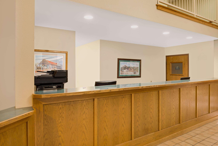 Public Area 3, Days Inn by Wyndham Boonville, Cooper