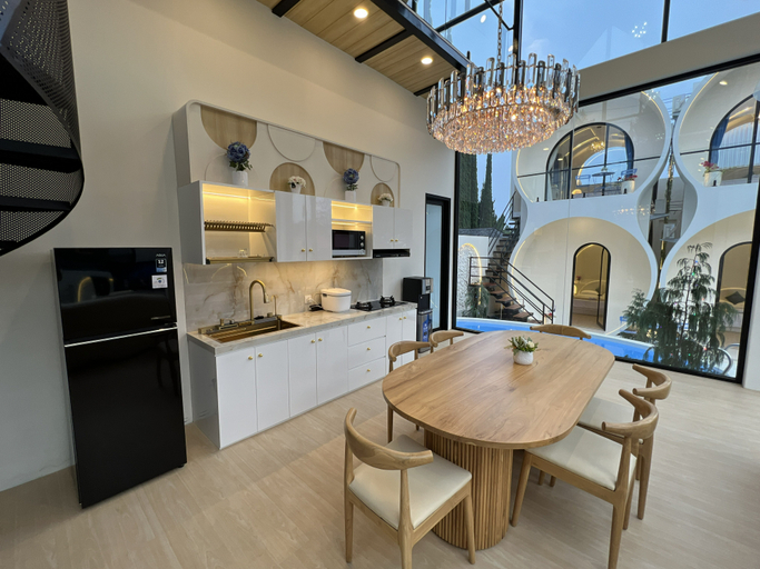 Others 4, Villa Nuansa V-88 Lembang 4 BR With Mezzanine Hotpool, Bandung