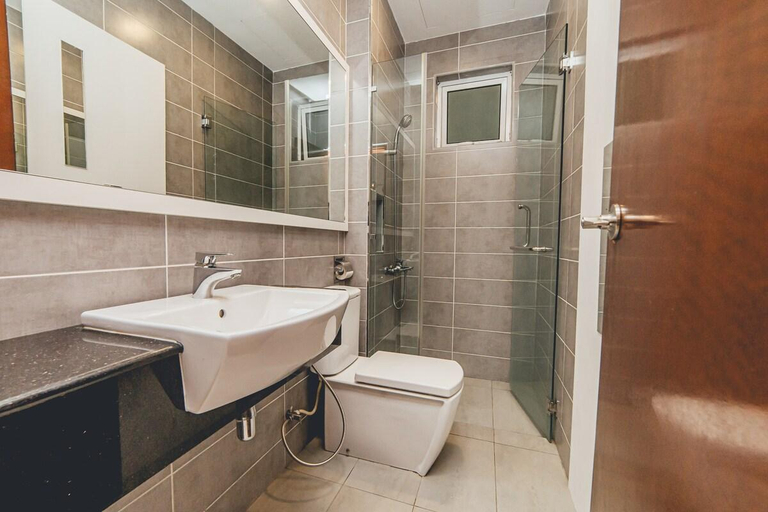 Bathroom 3, Paragon Residence 2BR4pax Sleek Stay CIQ Midvalley, Johor Bahru