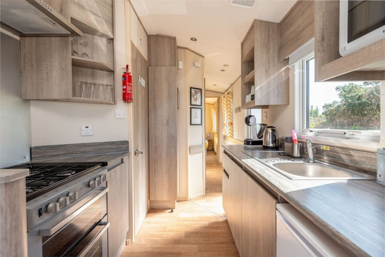 Room 2, 3 Bedroom Caravan-seton Sands, East Lothian