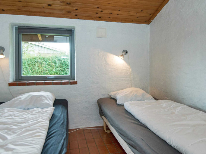 Bedroom 2, 6 Person Holiday Home in Hejls, Kolding