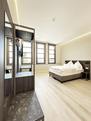 Bedroom 4, Treasury Hotel, Rhein-Kreis Neuss
