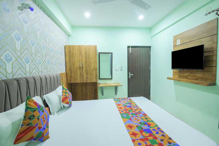 Bedroom 3, FabHotel Golden Comforts, Bangalore