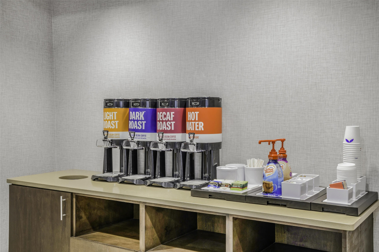 Food & Drinks 4, Hampton Inn & Suites By Hilton Decatur, Morgan