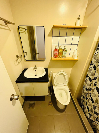 Bathroom, F Best Value in Iloilo, Iloilo City