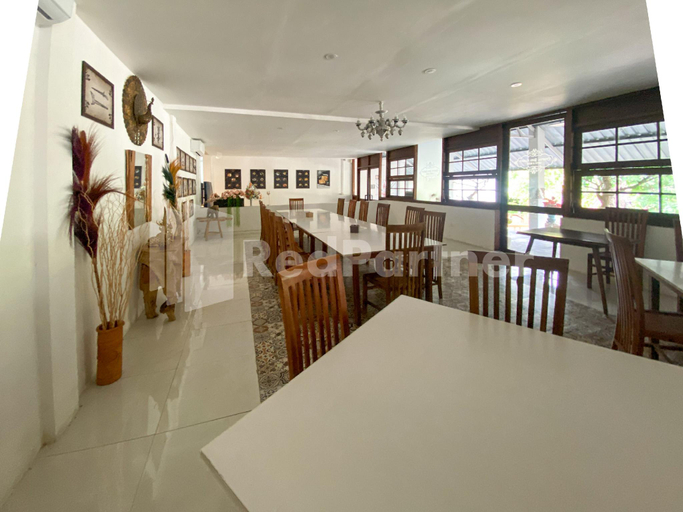 Food & Drinks 4, CBG INN near Stasiun Solo Balapan, Solo